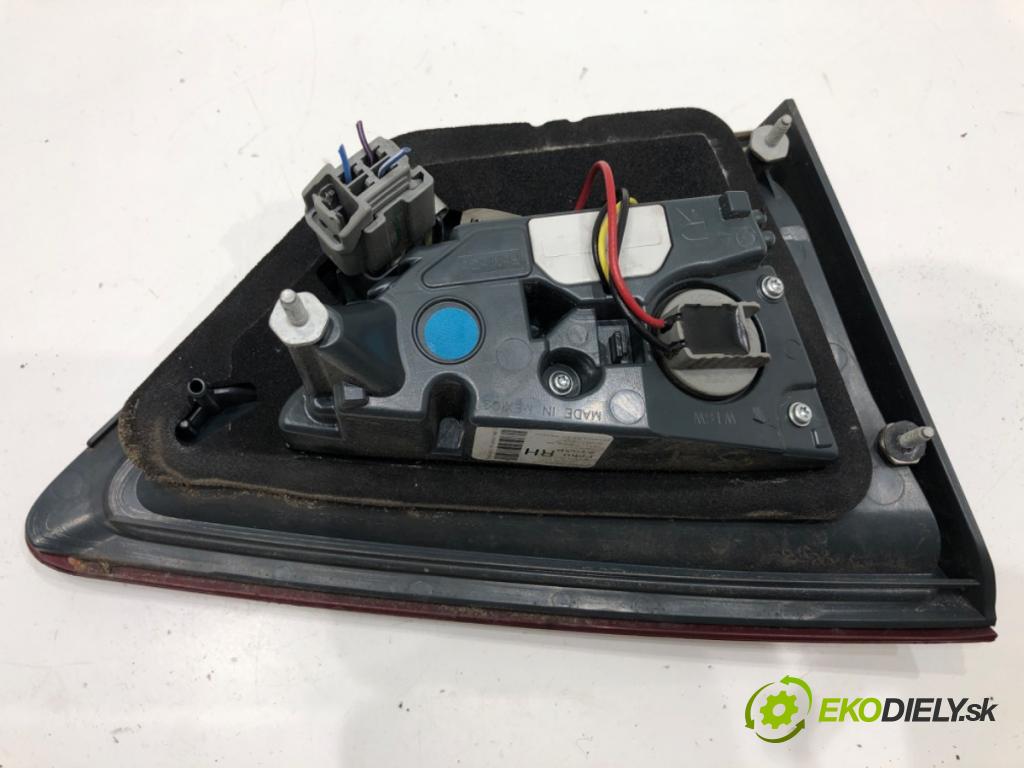 FORD MONDEO MK5 liftback 2014 176 kW 2.0 EcoBoost 1999 světlo zadní část pravá vnitřní DS73-13A602-BE (Klika dveří ostatní)