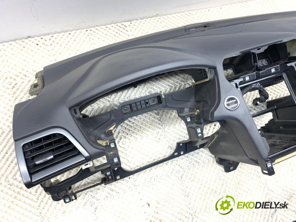 FORD MONDEO MK5 liftback 2014 176 kW 2.0 EcoBoost 1999 palubní doska POLŠTÁŘ: spolujezdce