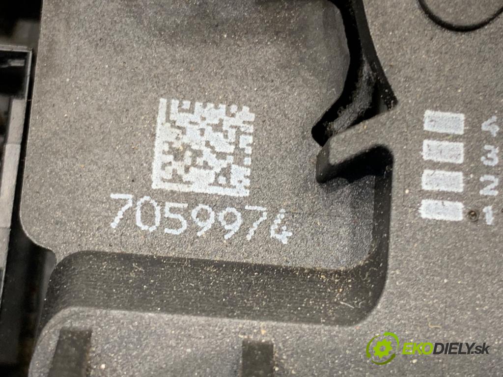 BMW E90 sedan 2008 125 kW 320 i 1995 zámok dveře pravý přední část 7059974