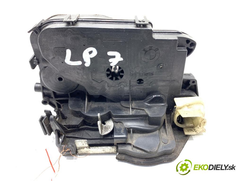 BMW E90 sedan 2008 125 kW 320 i 1995 zámok dveře levý přední část 7059967