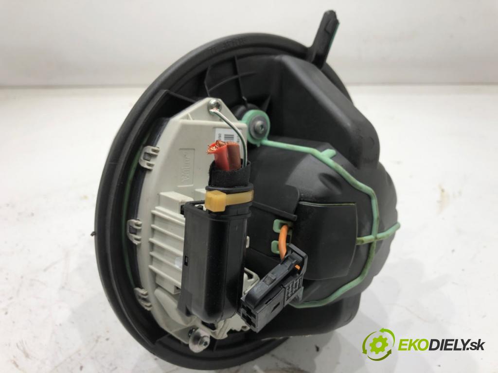BMW E90 sedan 2008 125 kW 320 i 1995 ventilátor kúrenia 985465S