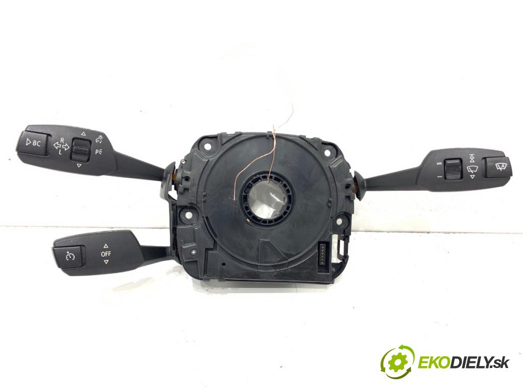 BMW E90 sedan 2008 125 kW 320 i 1995 Prepínač kombinovaný 93404G4951 (Prepínacie páčky pod volantom)