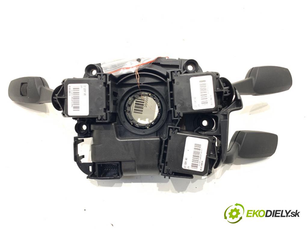 BMW E90 sedan 2008 125 kW 320 i 1995 Prepínač kombinovaný 93404G4951 (Prepínacie páčky pod volantom)