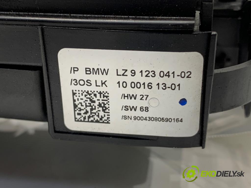 BMW E90 sedan 2008 125 kW 320 i 1995 Prepínač kombinovaný 93404G4951 (Prepínacie páčky pod volantom)