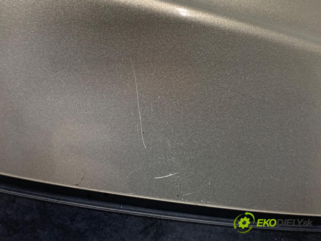 BMW E90 sedan 2008 125 kW 320 i 1995 zpětné zrcátko pravý