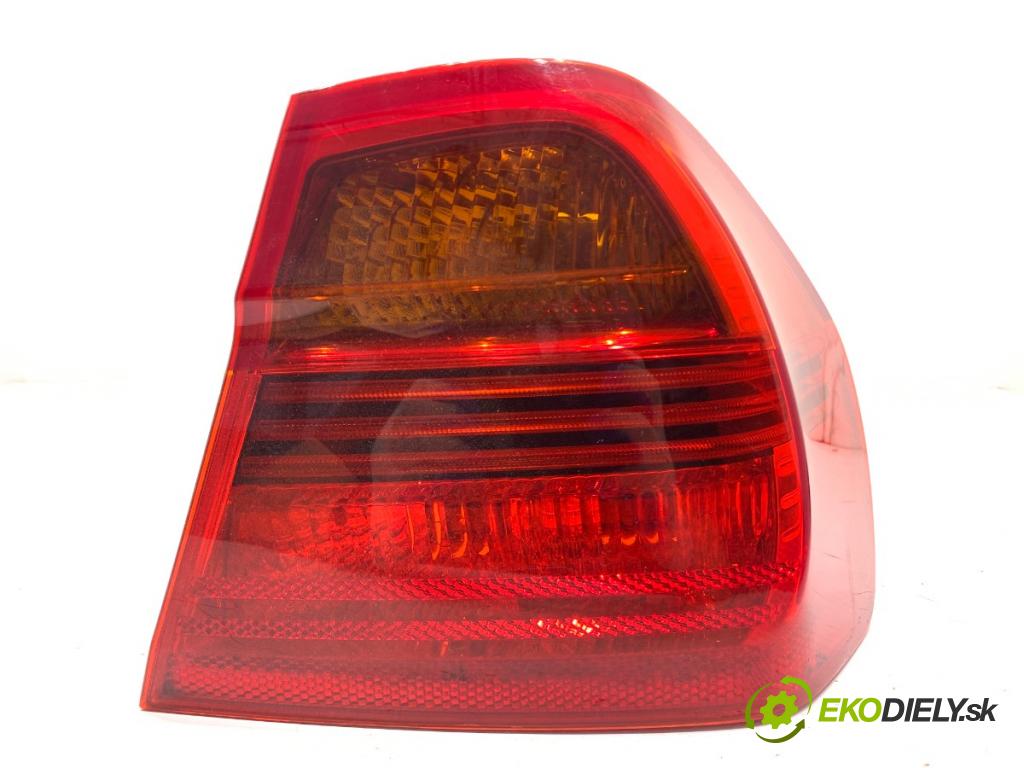 BMW E90 sedan 2008 125 kW 320 i 1995 světlo pravý zadní část 6937458