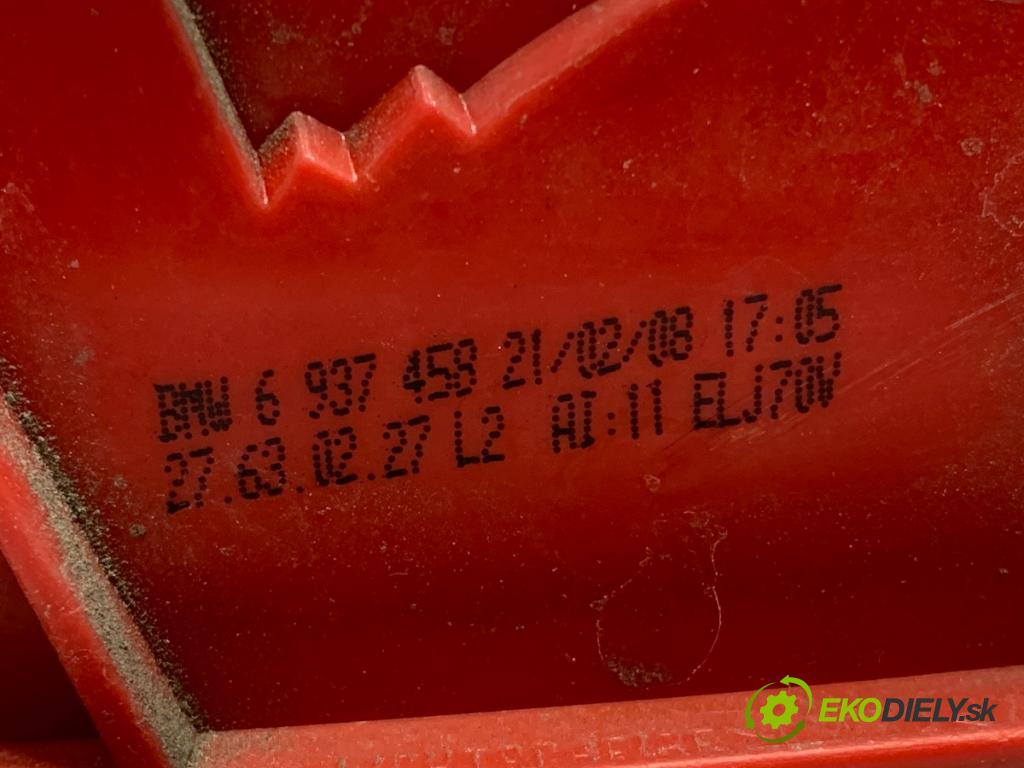 BMW E90 sedan 2008 125 kW 320 i 1995 světlo pravý zadní část 6937458