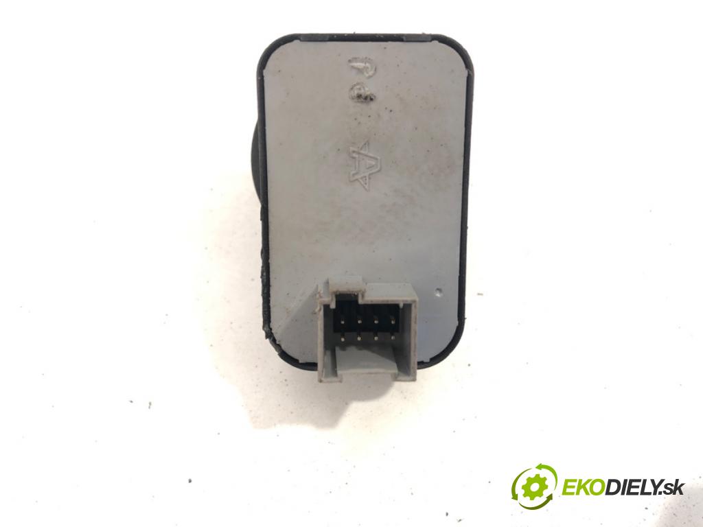 IVECO DAILY VI Autobus 2017 115 kW 50C16 2287 Prepínač nastavenia spätných zrkadiel  (Prepínacie páčky pod volantom)