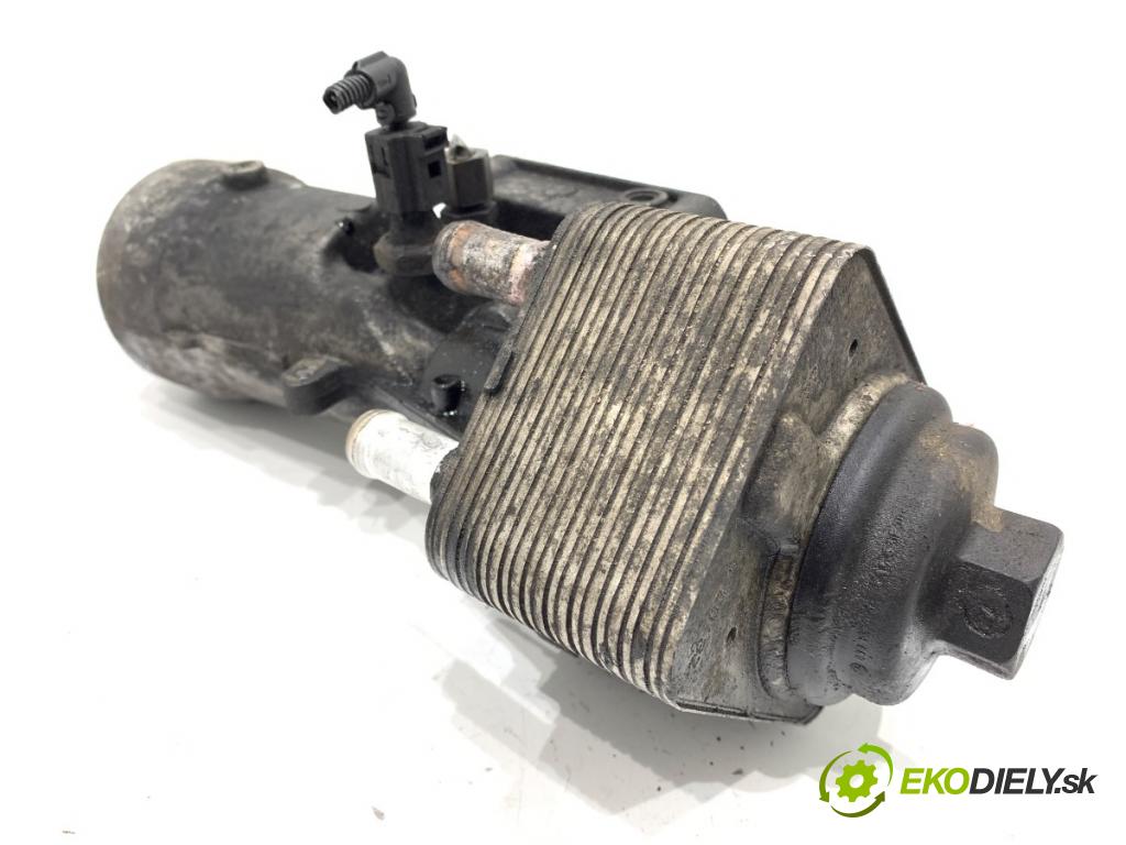 AUDI A3 8P liftback 2003 103 kW 2.0 TDI 16V 1968 obal filtra oleje 045115389C (Kryt olejového filtru)