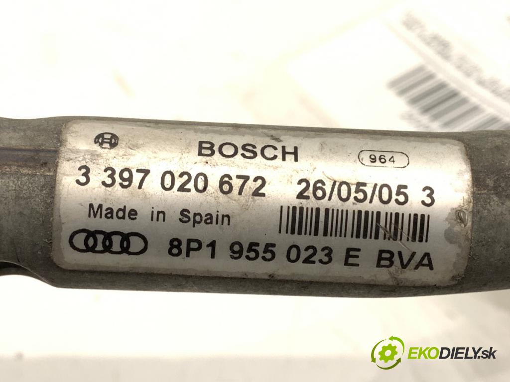 AUDI A3 8P liftback 2003 103 kW 2.0 TDI 16V 1968 Mechanizmus stieračov predný 8P1955023E (Motorček stieračov predný)