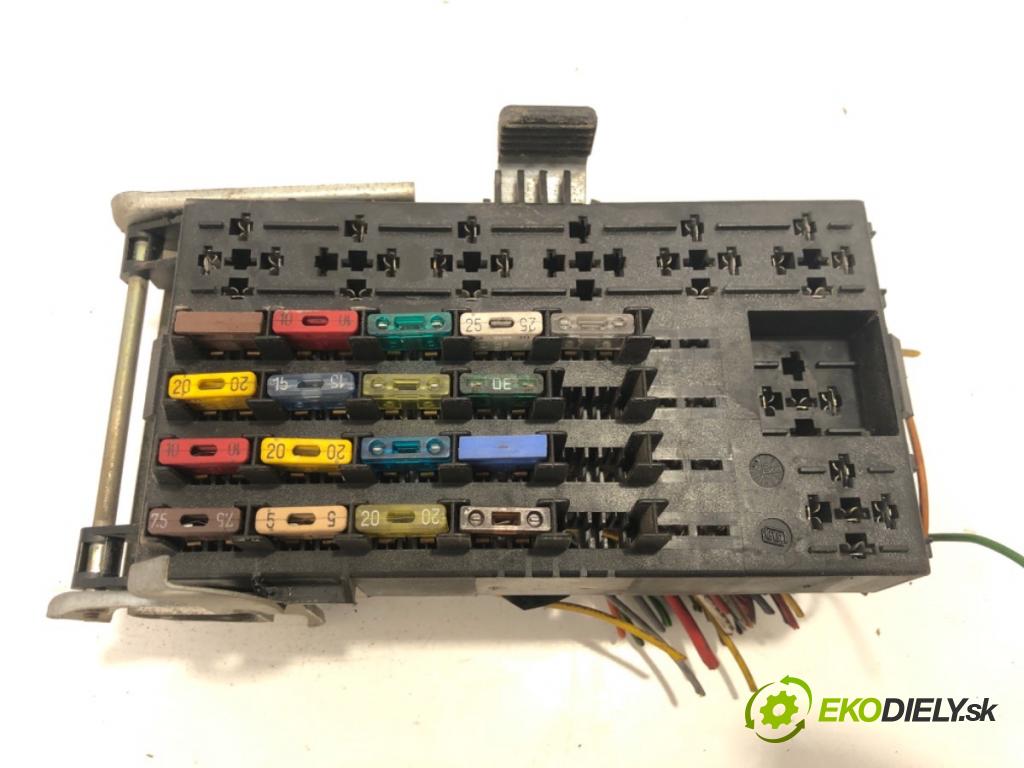 DAEWOO LUBLIN II Platforma / podwozie 1998 52 kW 2.4 D (3352) 2417 skříňka poistková  (Pojistková skříňka)