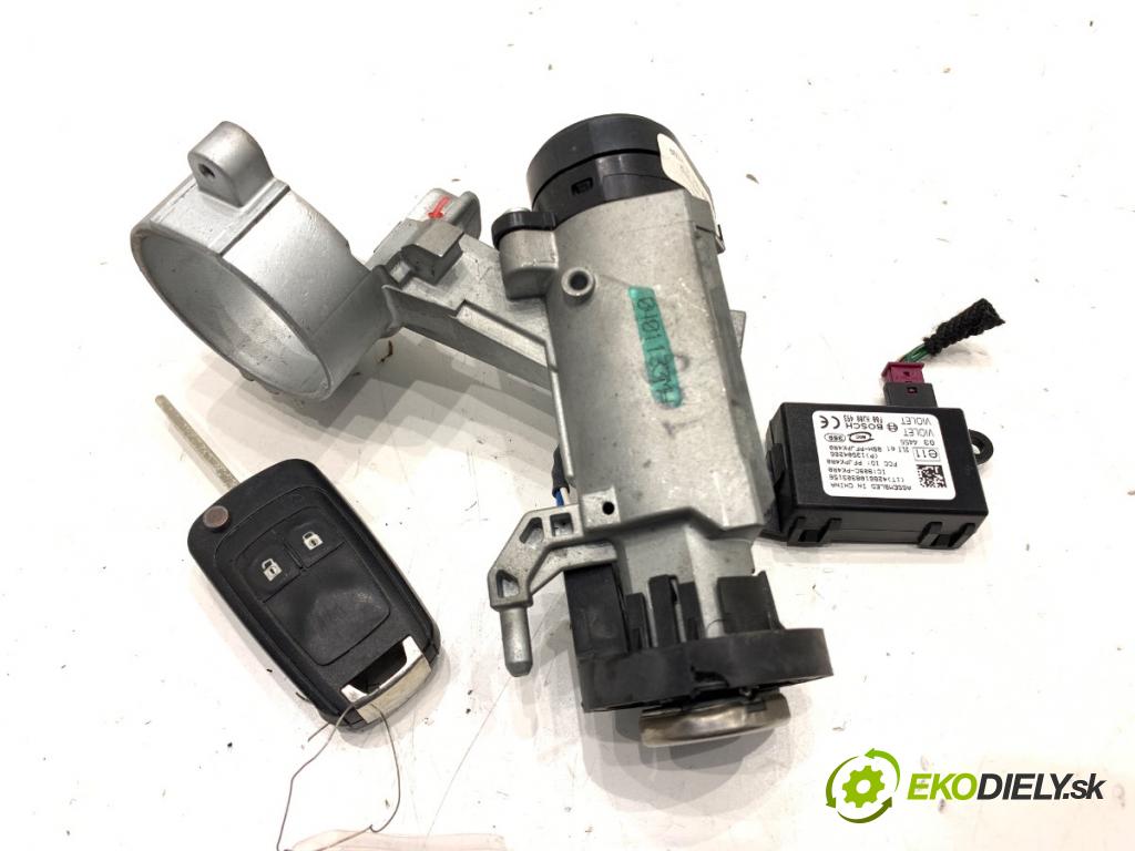 CHEVROLET CRUZE liftback 2012 104 kW 1.8 1796 spinačka 20939745 (Spínacia skrinka)