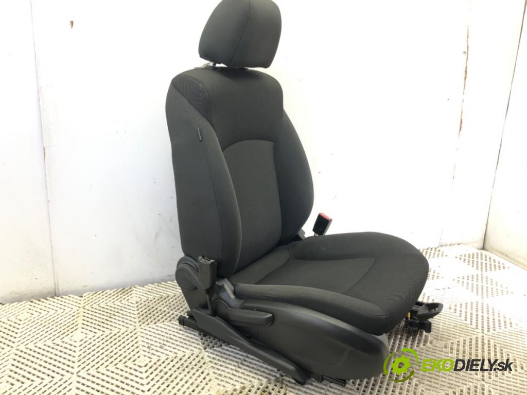 CHEVROLET CRUZE liftback 2012 104 kW 1.8 1796 Sedadlo pravy predný