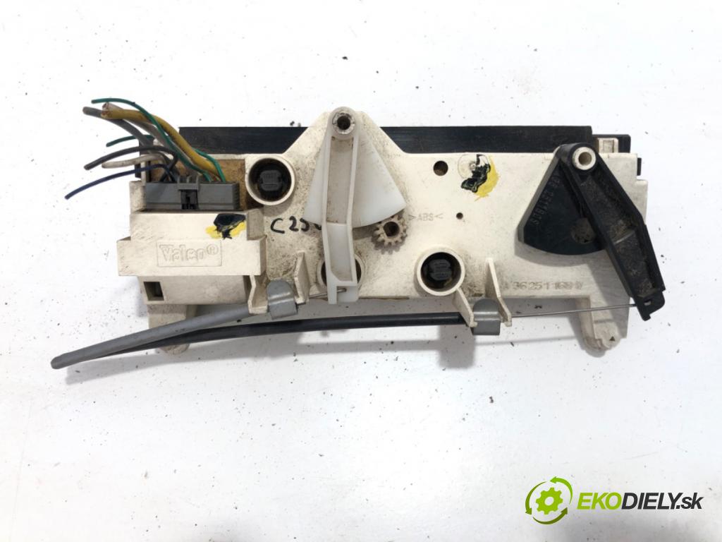 RENAULT MASTER II Autobus 1999 84 kW 2.8 dTI 2799 Panel ovládania kúrenia 133761F (Prepínacie páčky pod volantom)