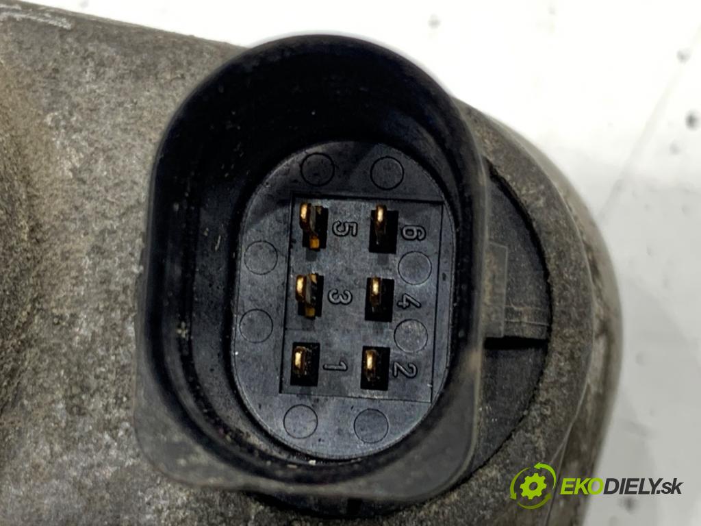 AUDI A3 8P liftback 2003 110 kW 2.0 FSI 1984 Škrtiaca klapka 06F133062 (Škrtiaca klapka)