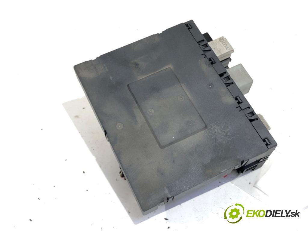 AUDI A3 8P liftback 2003 110 kW 2.0 FSI 1984 Modul BORDNETZ 8P0907279A (Riadiaca jednotka ostatné)