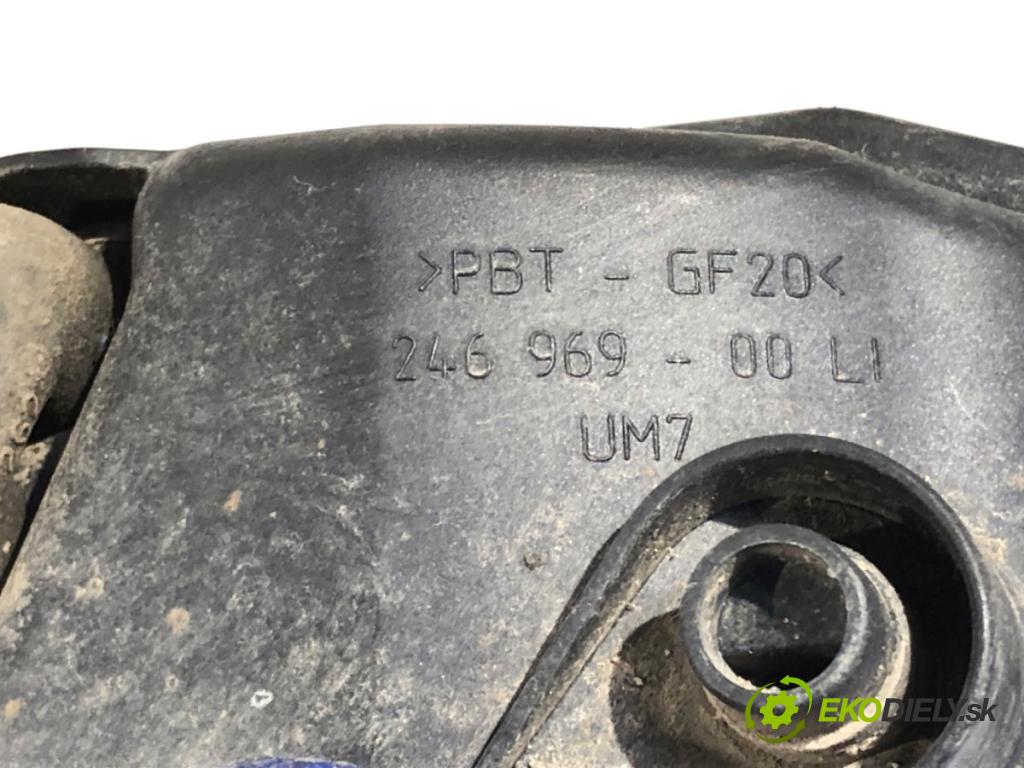 AUDI A3 8P liftback 2003 110 kW 2.0 FSI 1984 hmlové svetlo, hmlovka levý přední část 246967-00LI