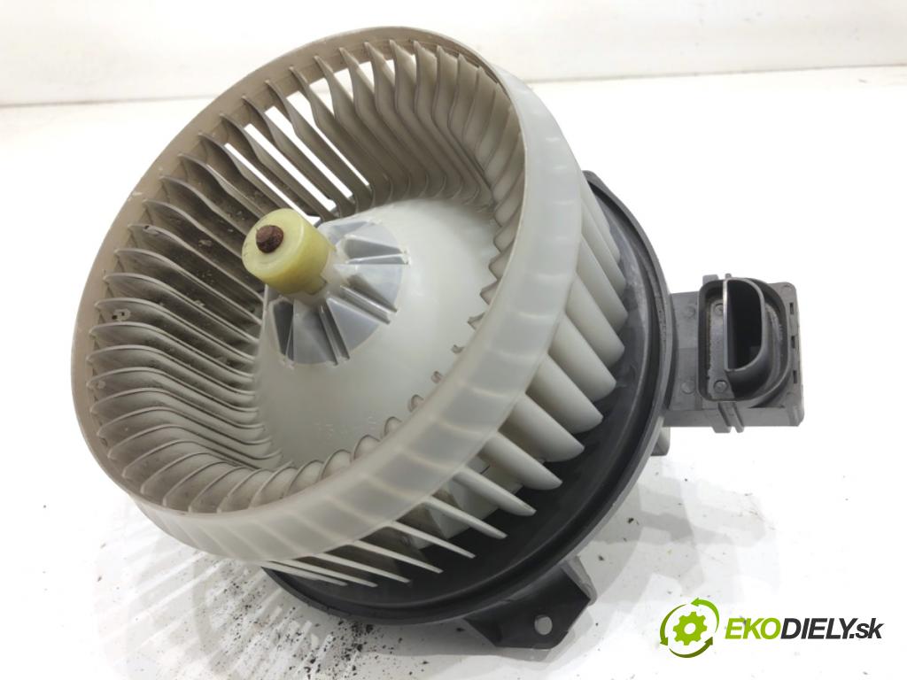 DODGE CALIBER liftback 2010 115 kW 2.0 1998 ventilátor kúrenia AY272700-5011