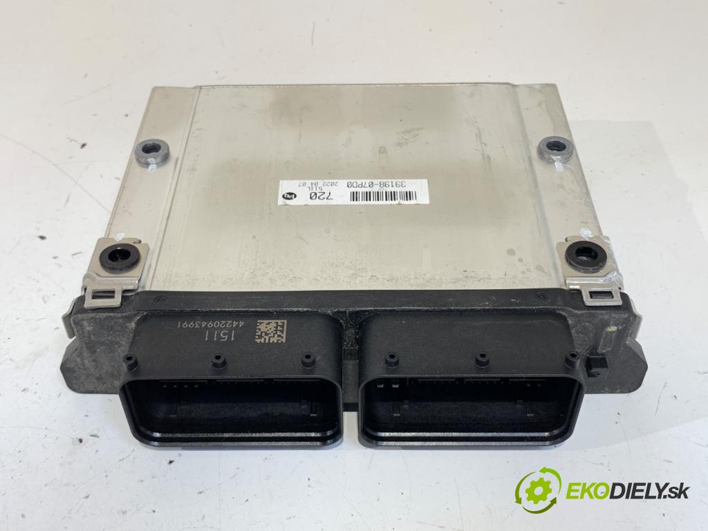 HYUNDAI i30 liftback 2022 88 kW 1.0 T-GDI 998 riadiaca jednotka Motor 39199-07020 (Riadiaca jednotka)