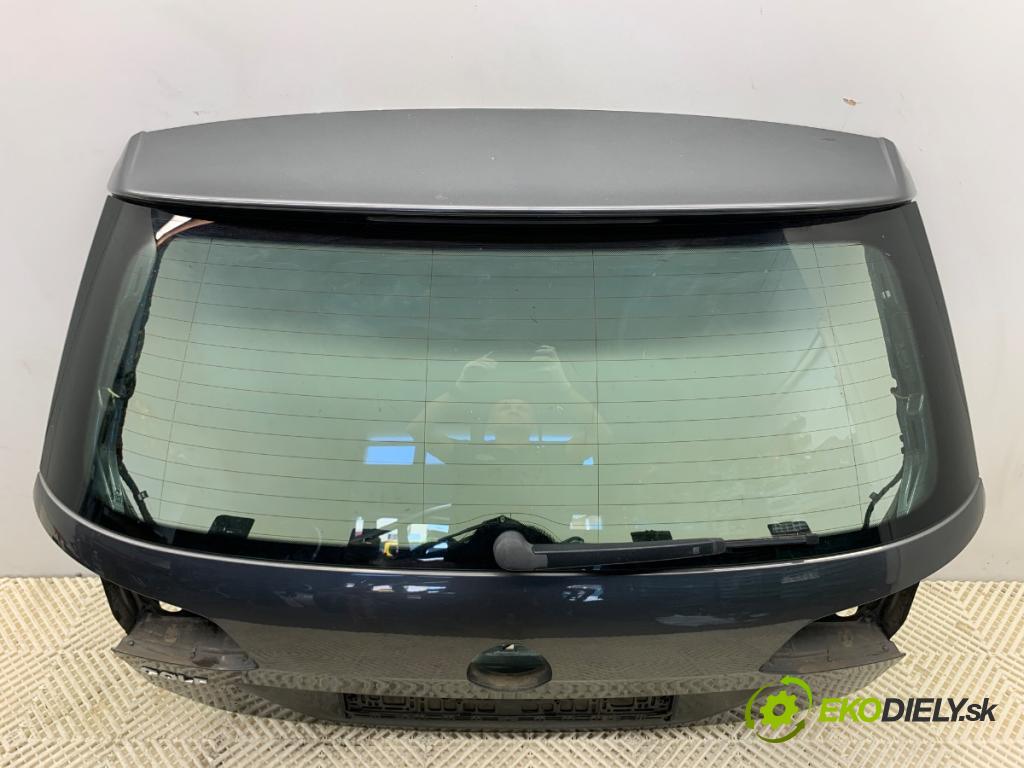 VW GOLF VII Kombi 2018 85 kW 1.6 TDI 1598 kapota zadní část LR7H