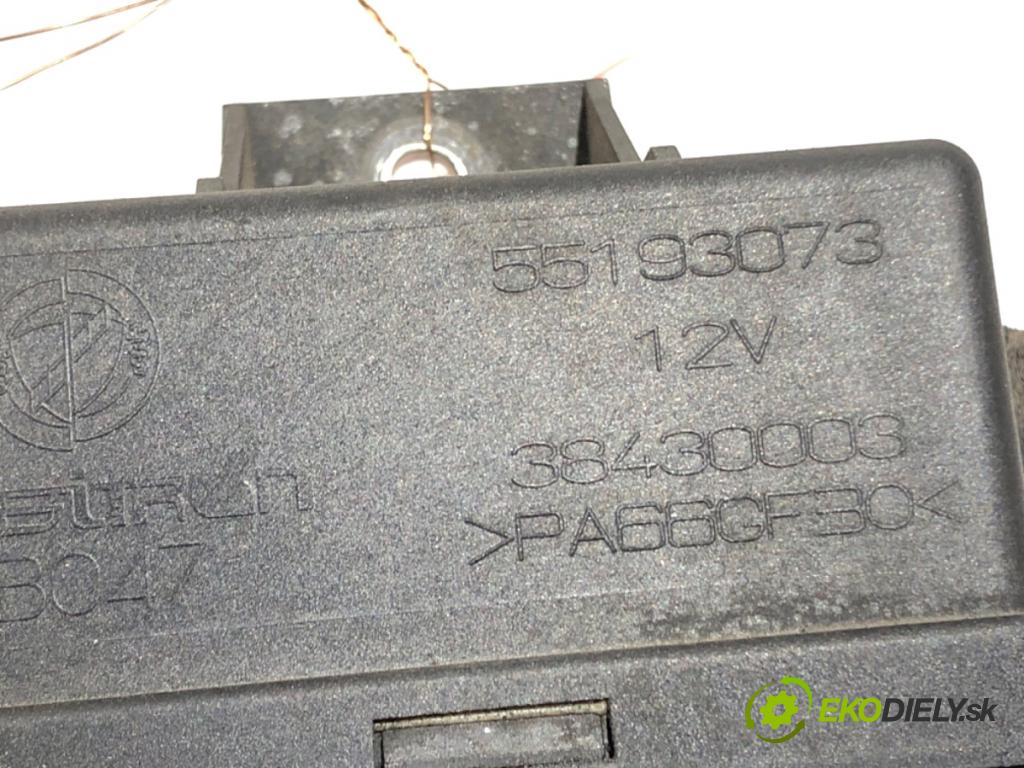 FIAT CROMA Kombi 2005 110 kW 1.9 D Multijet (194AXC1B, 194AXC12) 1910 relé sviečok žhavenia 55193073 (Relé)