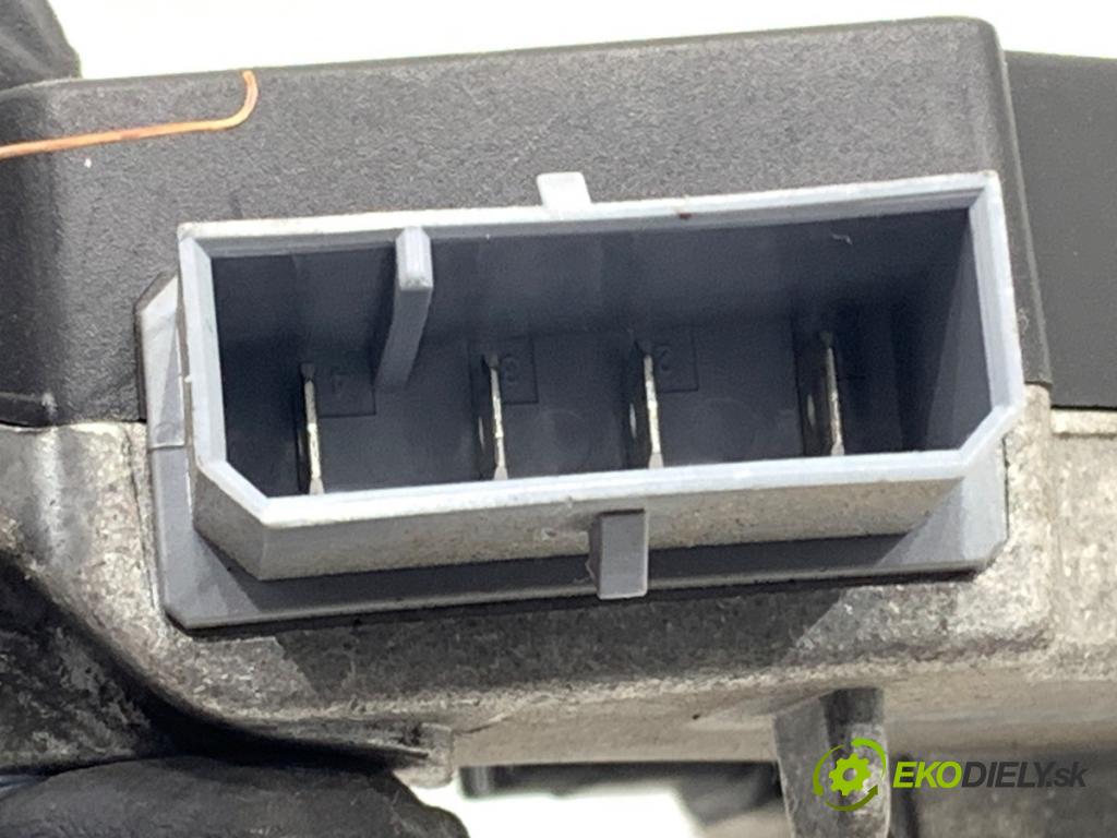 FIAT CROMA Kombi 2005 110 kW 1.9 D Multijet (194AXC1B, 194AXC12) 1910 odpor rezistor topení vzduchu 73421312U (Odpor topení)