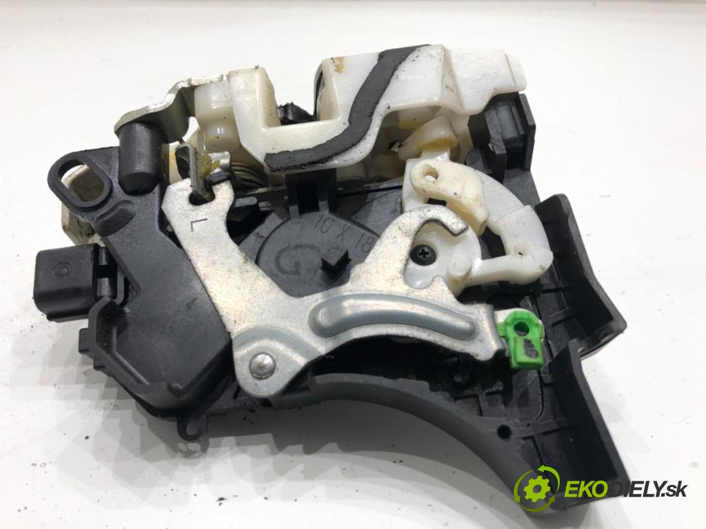 MITSUBISHI LANCER VIII sedan 2011 110 kW 1.8 DI-D (CY9A) 1798 zámok Dvere ľavy predný