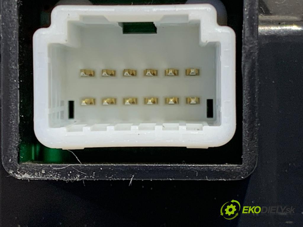 MITSUBISHI LANCER VIII sedan 2011 110 kW 1.8 DI-D (CY9A) 1798 Panel ovládaní topení 7820A115XC (Páčky pod volantem)