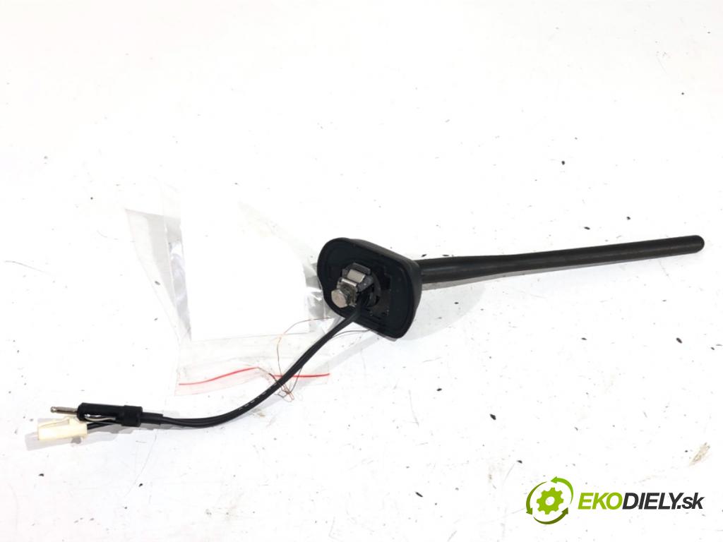 MITSUBISHI LANCER VIII sedan 2011 110 kW 1.8 DI-D (CY9A) 1798 ANTENA