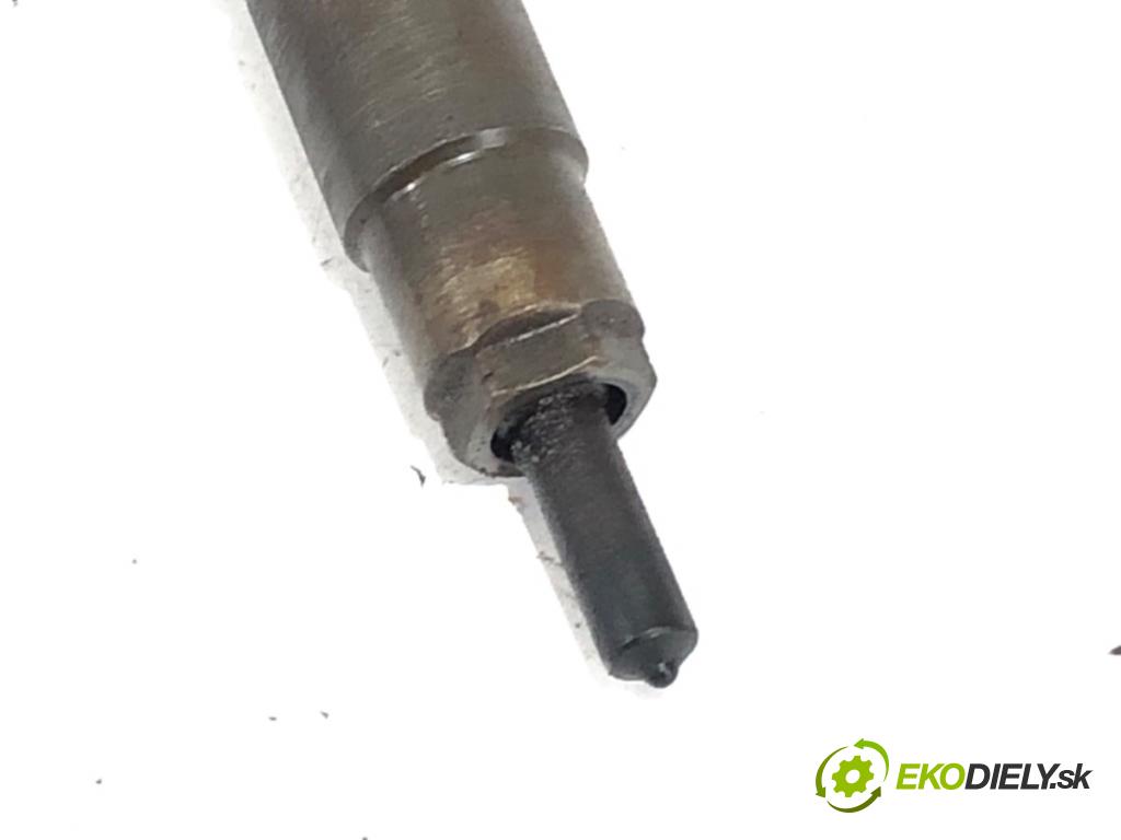 MITSUBISHI LANCER VIII sedan 2011 110 kW 1.8 DI-D (CY9A) 1798 vstrekovač  (Vstrekovač paliva)