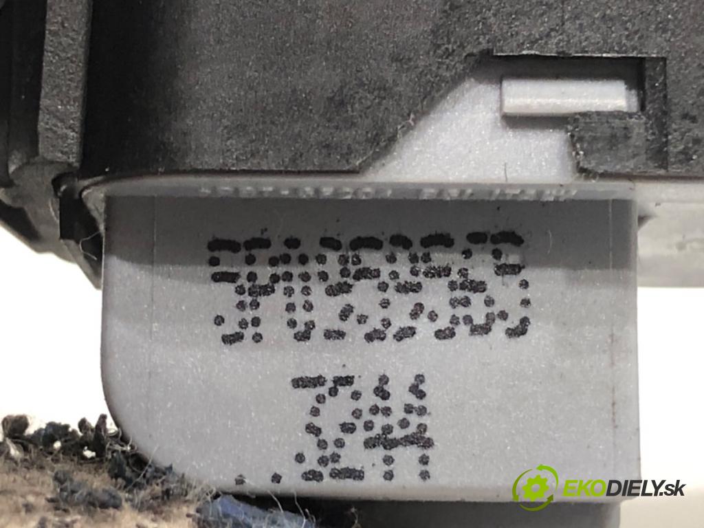 SEAT ALTEA nadwozie wielkoprzestrzenne (MPV) 2005 77 kW 1.9 TDI 1896 Prepínač nastavenia spätných zrkadiel 5P0959565 (Prepínacie páčky pod volantom)