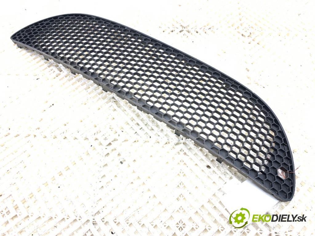 SEAT ALTEA nadwozie wielkoprzestrzenne (MPV) 2005 77 kW 1.9 TDI 1896 mří nárazníka přední část 5P0853667A (Přední mřížka (maska chladiče))