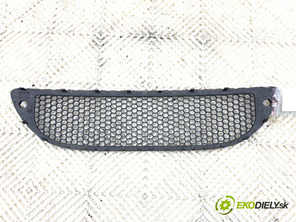 SEAT ALTEA nadwozie wielkoprzestrzenne (MPV) 2005 77 kW 1.9 TDI 1896 mří nárazníka přední část 5P0853667A (Přední mřížka (maska chladiče))