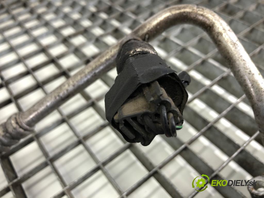 FORD FIESTA MK6 liftback 2007 51 kW 1.3 1299 rúrka klimatizácie  (Rúrka klimatizácie)