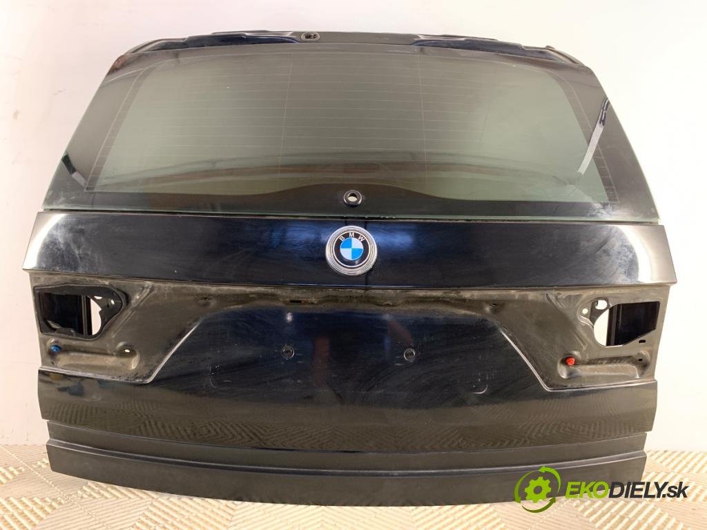 BMW E83 SUV 2004 110 kW 2.0 d 1995 kapota zadní část