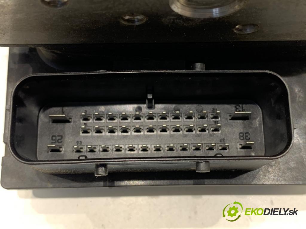 BMW E83 SUV 2004 110 kW 2.0 d 1995 Pumpa ABS 3414388 (Pumpa ABS)