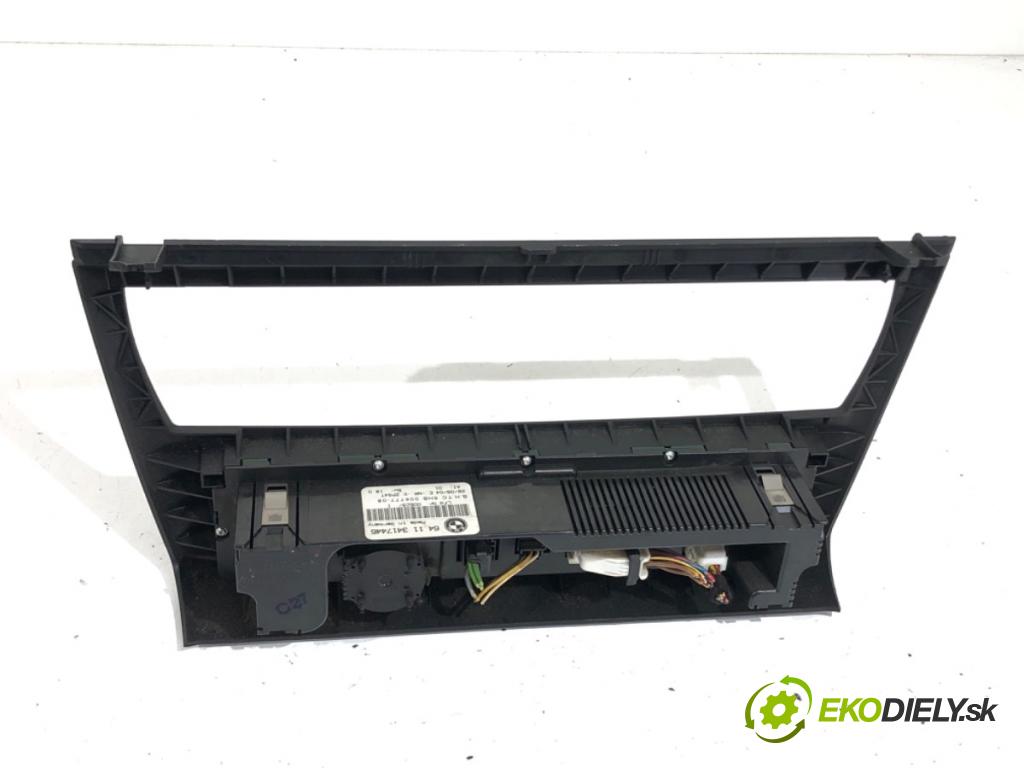 BMW E83 SUV 2004 110 kW 2.0 d 1995 Panel ovládania kúrenia 3417445 (Prepínacie páčky pod volantom)