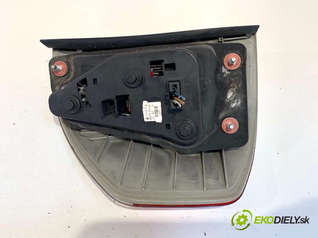 BMW E83 SUV 2004 110 kW 2.0 d 1995 světlo pravý zadní část 6990170