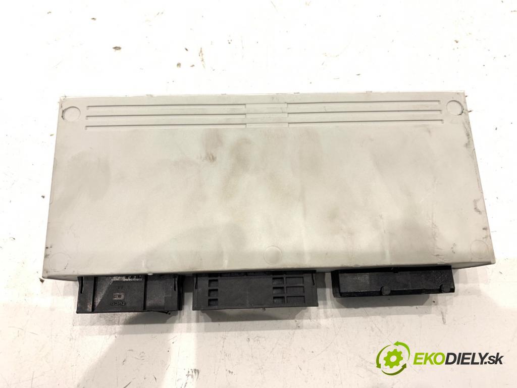 BMW E83 SUV 2004 110 kW 2.0 d 1995 modul komfortu 6944840 (Komfortní modul)