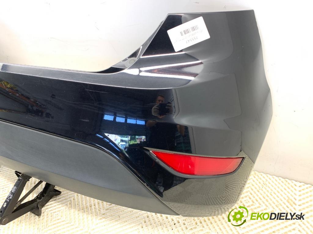 FORD FIESTA MK7 liftback 2009 71 kW 1.4 1388 nárazník zadní část  (Klika dveří ostatní)