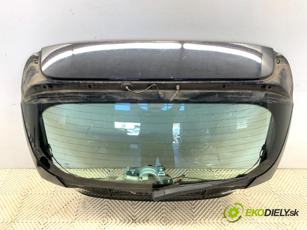 FORD FIESTA MK7 liftback 2009 71 kW 1.4 1388 kapota zadní část