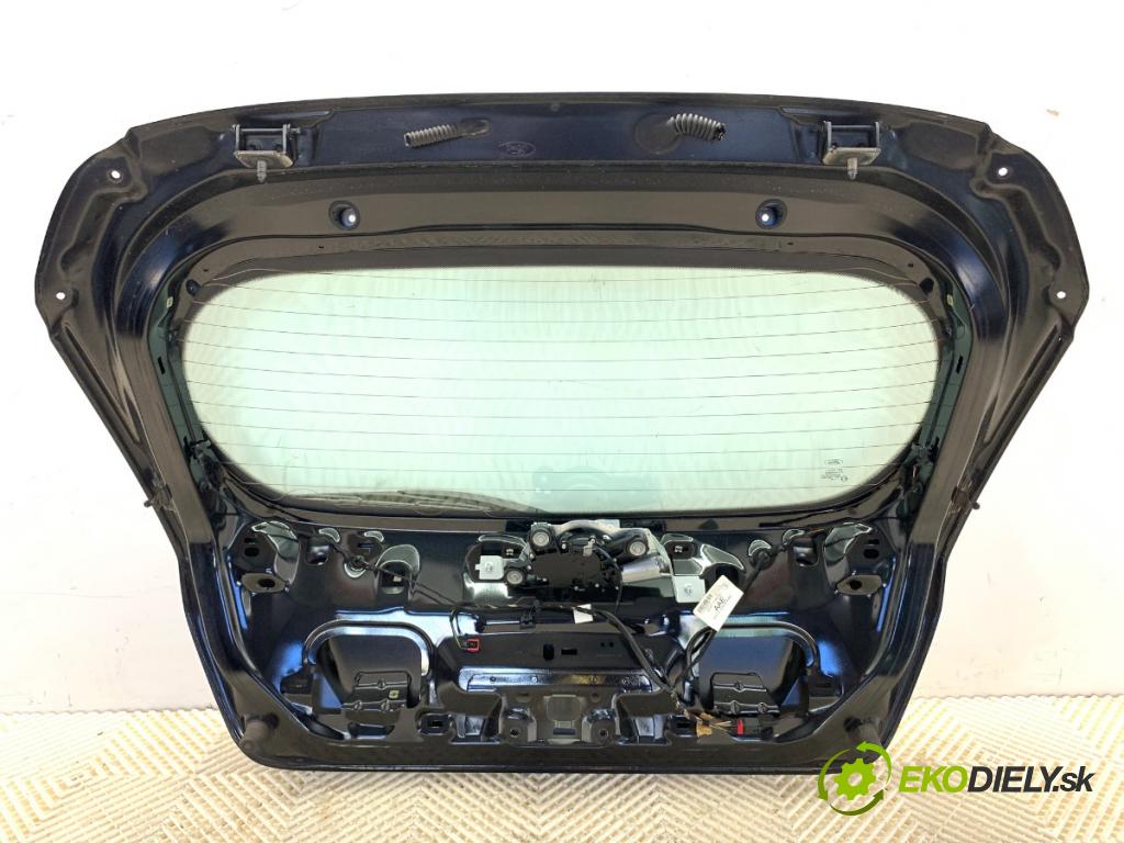 FORD FIESTA MK7 liftback 2009 71 kW 1.4 1388 kapota zadní část