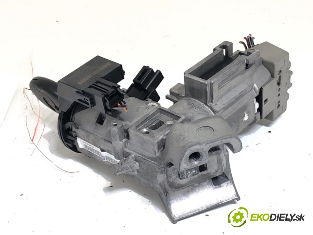 FORD FIESTA MK7 liftback 2009 71 kW 1.4 1388 spinačka 8A6T-15607-AB (Spínacia skrinka)