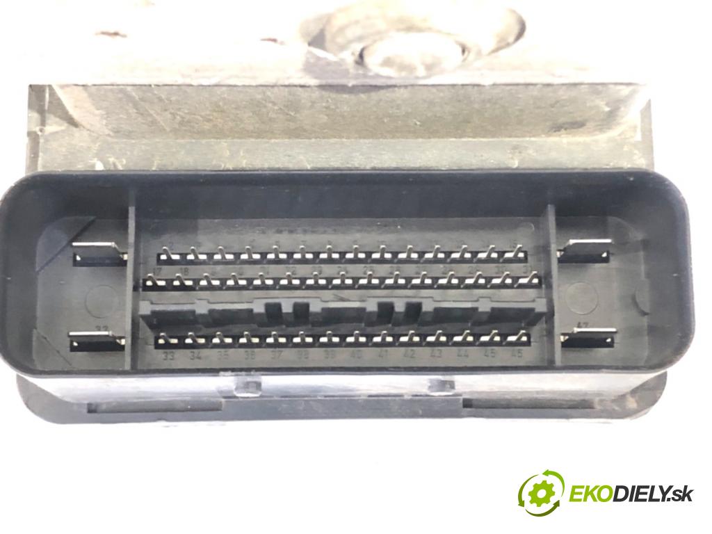 FORD FIESTA MK7 liftback 2009 71 kW 1.4 1388 Pumpa ABS 8V51-2C405-AE (Pumpa ABS)