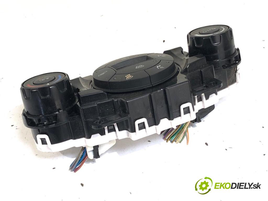 FORD FIESTA MK7 liftback 2009 71 kW 1.4 1388 Panel ovládania kúrenia 8A6T-18C612-BG (Prepínacie páčky pod volantom)