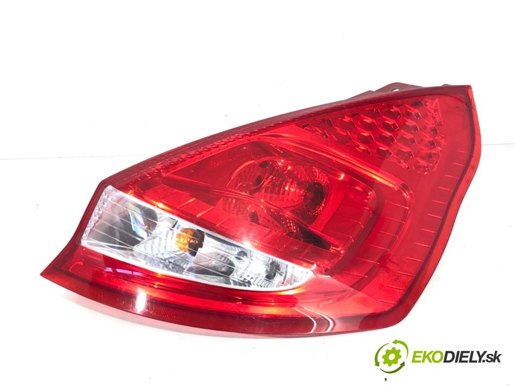FORD FIESTA MK7 liftback 2009 71 kW 1.4 1388 světlo pravý zadní část 8A61-13404-A