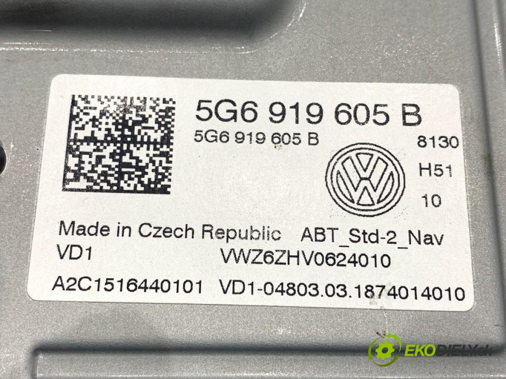 VW GOLF VII Kombi 2018 85 kW 1.6 TDI 1598 Dislpej 5G6919605B (Prístrojová doska)