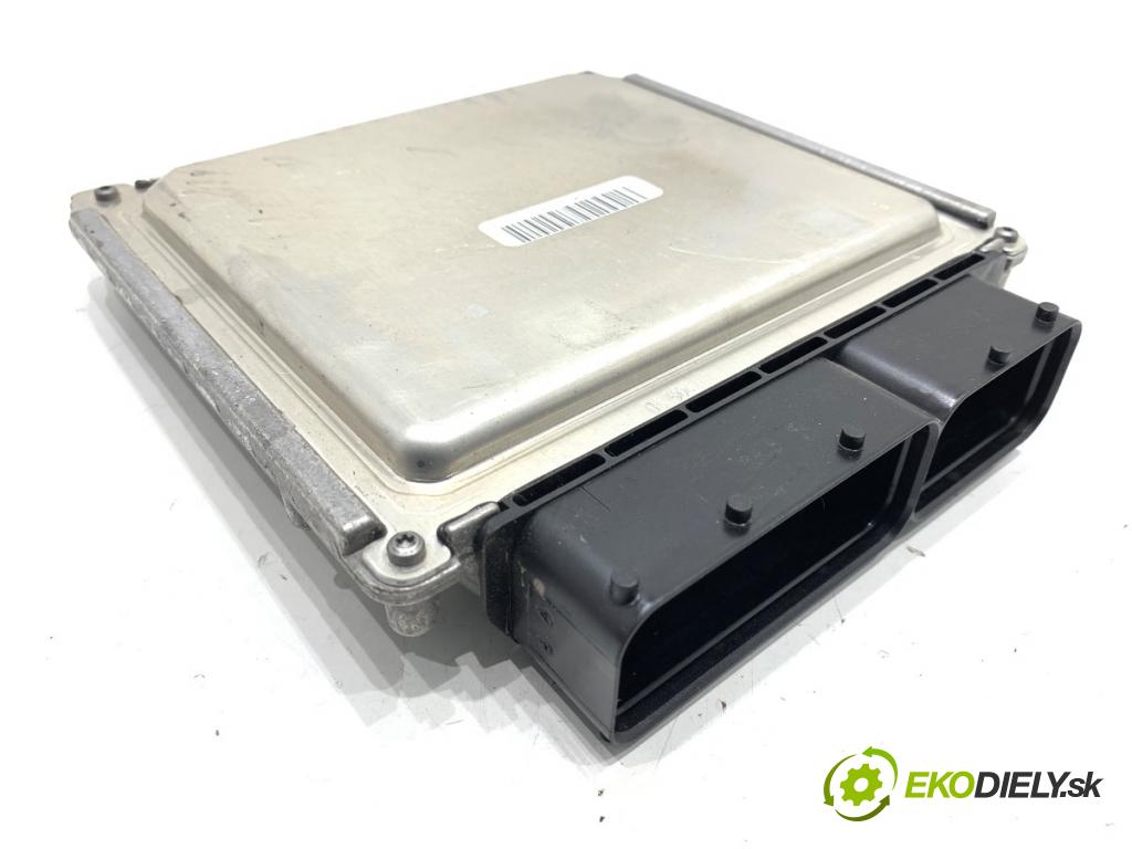 VW GOLF VII Kombi 2018 85 kW 1.6 TDI 1598 riadiaca jednotka Motor 04L907445E (Riadiaca jednotka)