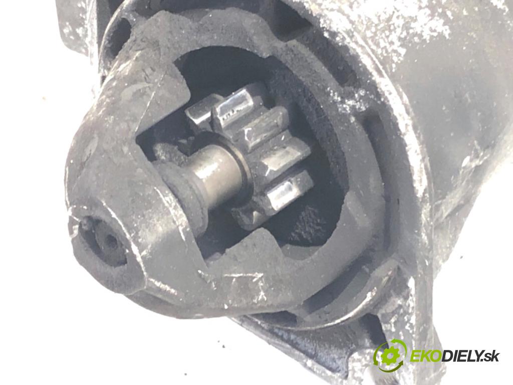 OPEL ASTRA H liftback 2006 77 kW 1.6 (L48) 1598 Štartér 0001115021 (Štartér)
