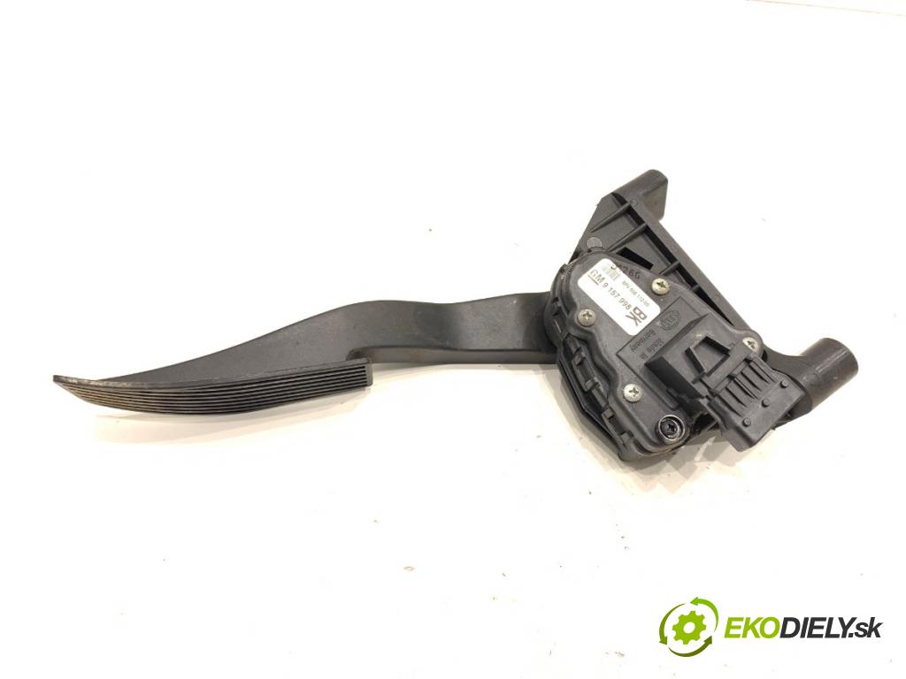 OPEL ASTRA H liftback 2006 77 kW 1.6 (L48) 1598 Potenciometer plynu 9157998 (Potenciometer plynového pedálu)
